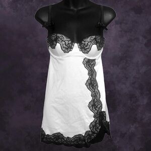 La Senza Lace Bustier Babydoll